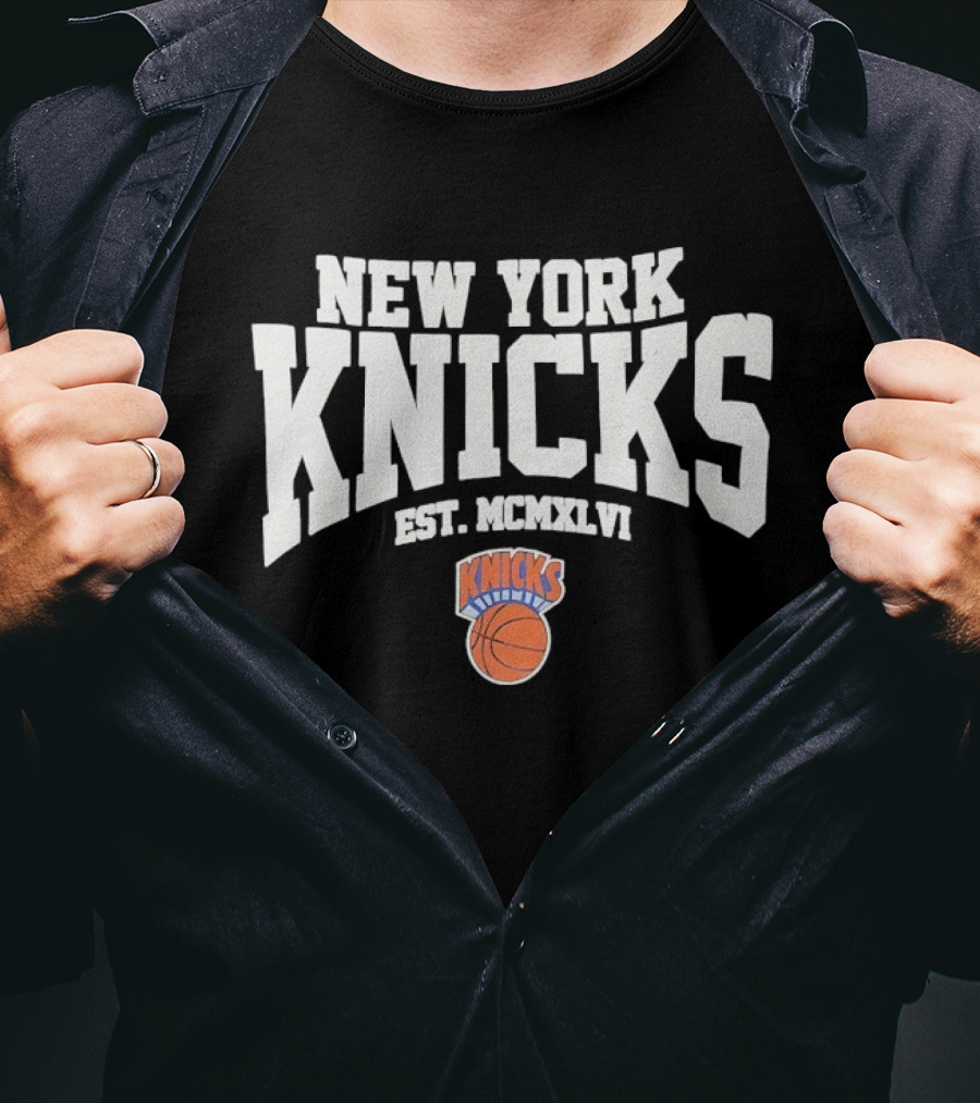 New York Knicks Est. MCMXLVI Classic Basketball Team Fan T-Shirt