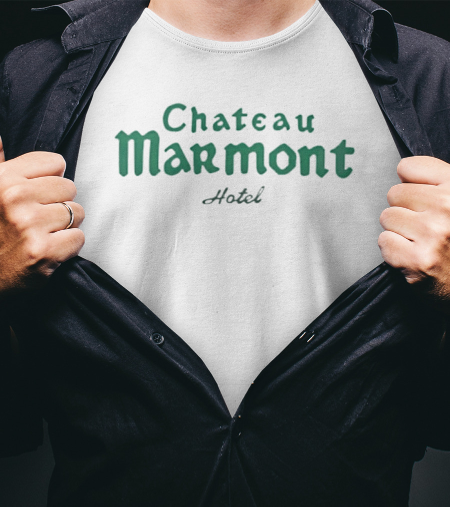 Chateau Marmont Hotel Iconic Vintage Style Motel Sign T-Shirt