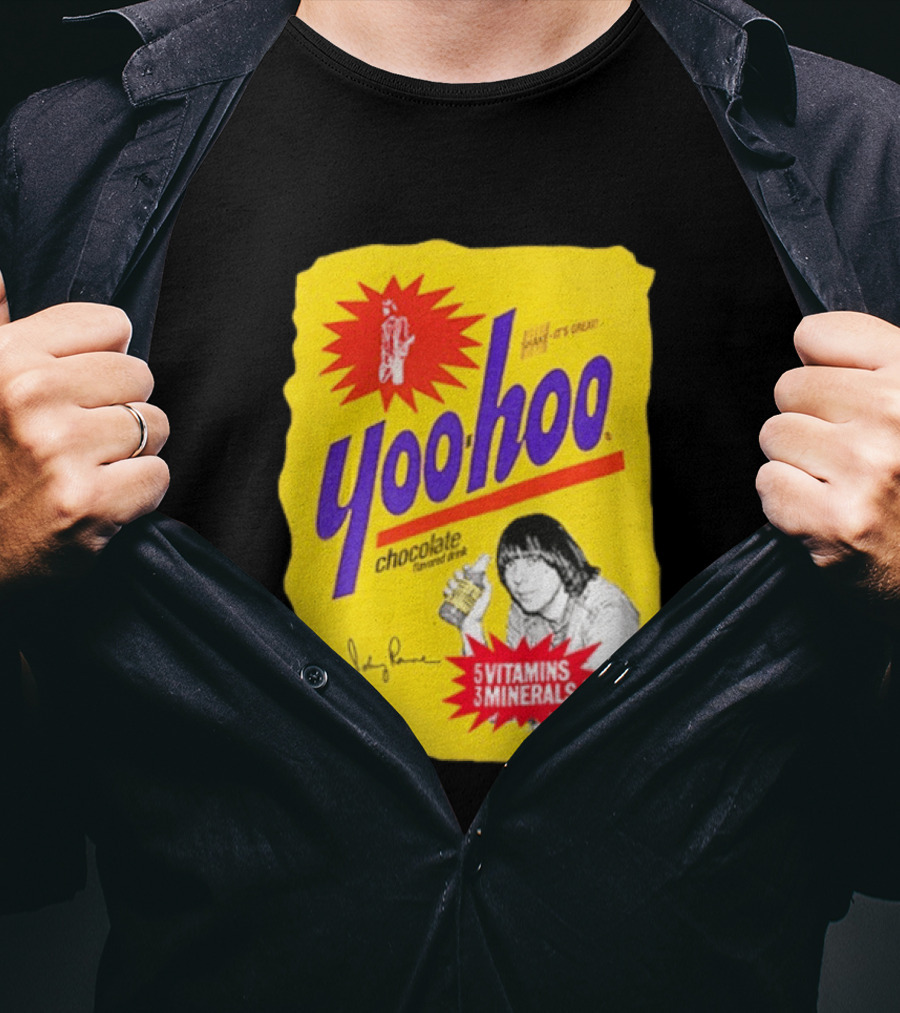 Johnny Ramone Yoo Hoo Chocolate Drink 5 Vitamins 3 Minerals T-Shirt