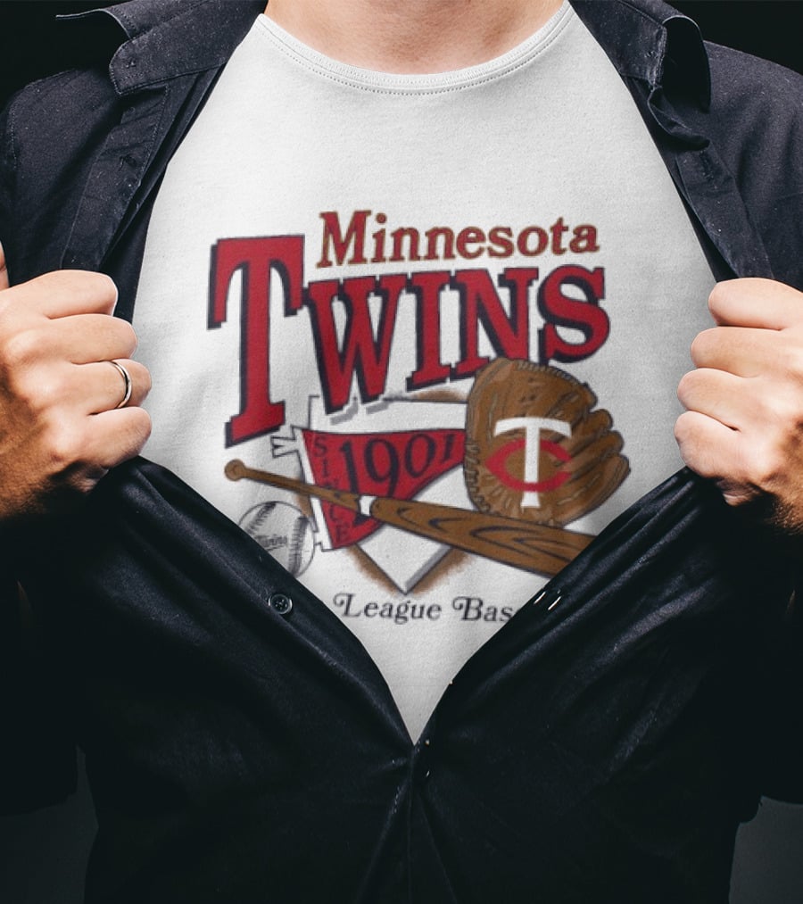 Minnesota Twins Since 1901 Major League Baseball Vintage Bat And Glove T-Shirt
