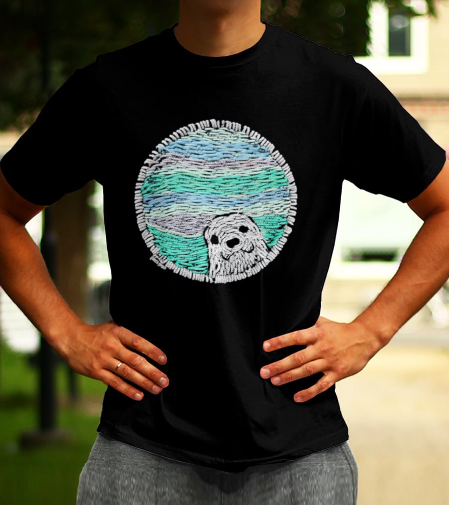 Woven Yarn Seal Ocean Colors Embroidery T-Shirt