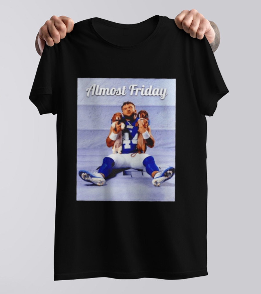 Almost Friday New York Giants 44 Football Player With Dogs T-Shirt