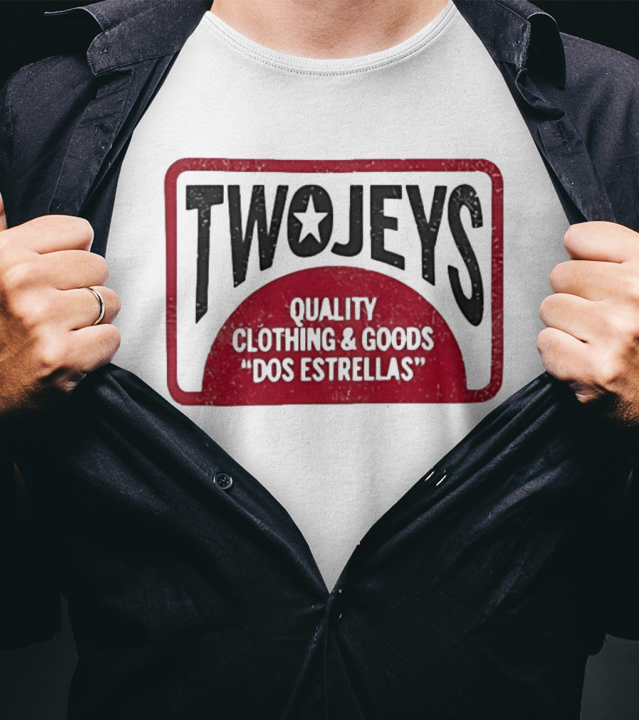 Twojeys Quality Clothing And Goods Dos Estrellas T-Shirt
