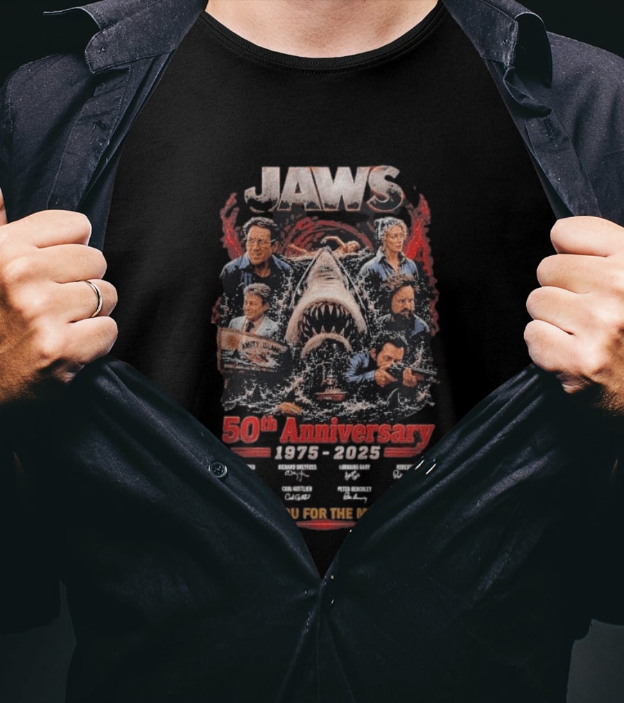 Jaws 50th Anniversary 1975 2025 Thank You For The Memories Signatures Roy Scheider Robert Shaw Richard Dreyfuss T-Shirt