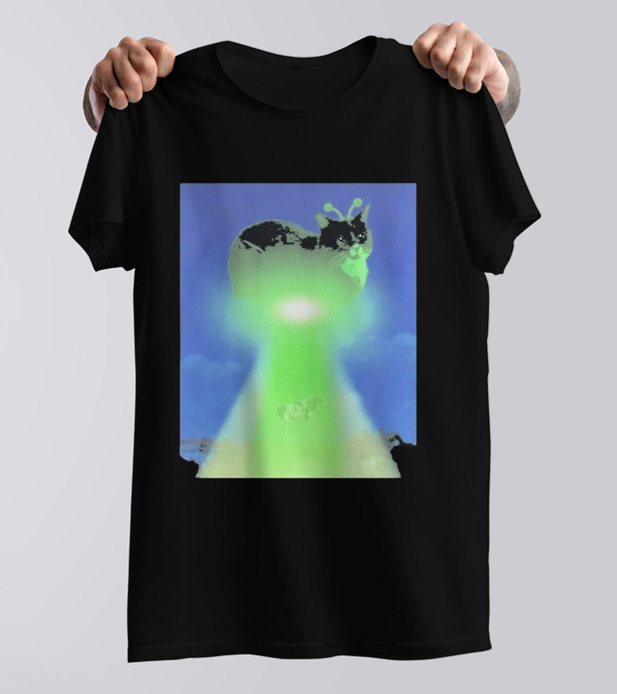 Alien Kitty UFO Beaming Cat Abduction With Tractor Beam And Cow T-Shirt