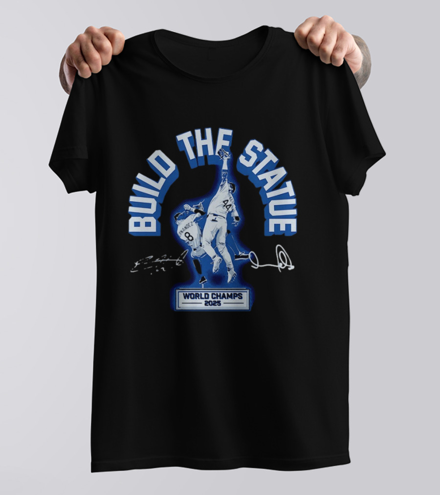 Build The Statue Hernández Pages World Champs 2025 T-Shirt