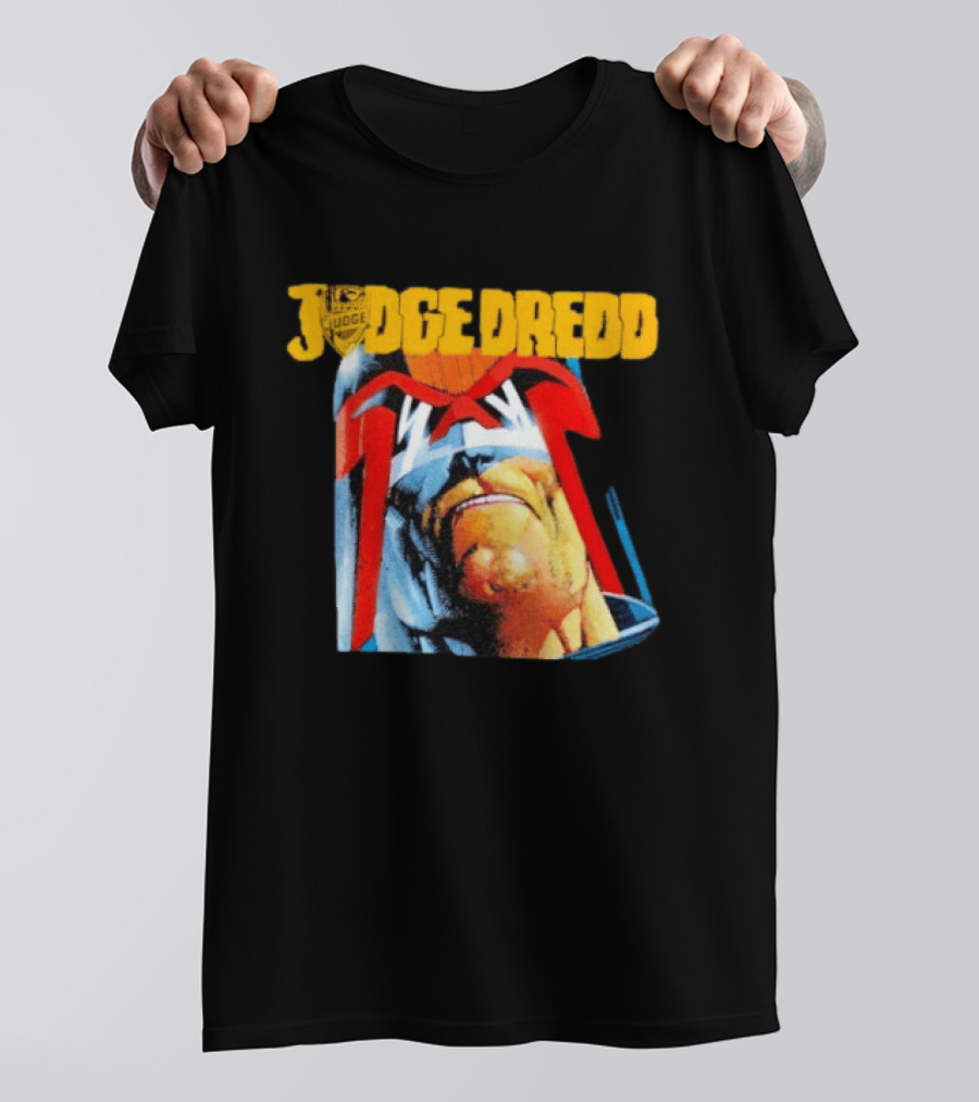 Judge Dredd Face Of Justice Iconic 2000 AD Comic Book Cover T-Shirt