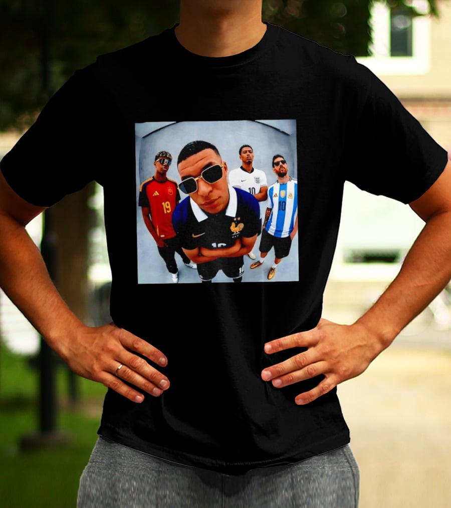 Kylian Mbappe Jude Bellingham Lionel Messi Football Stars Selfie Spain England Argentina France T-Shirt