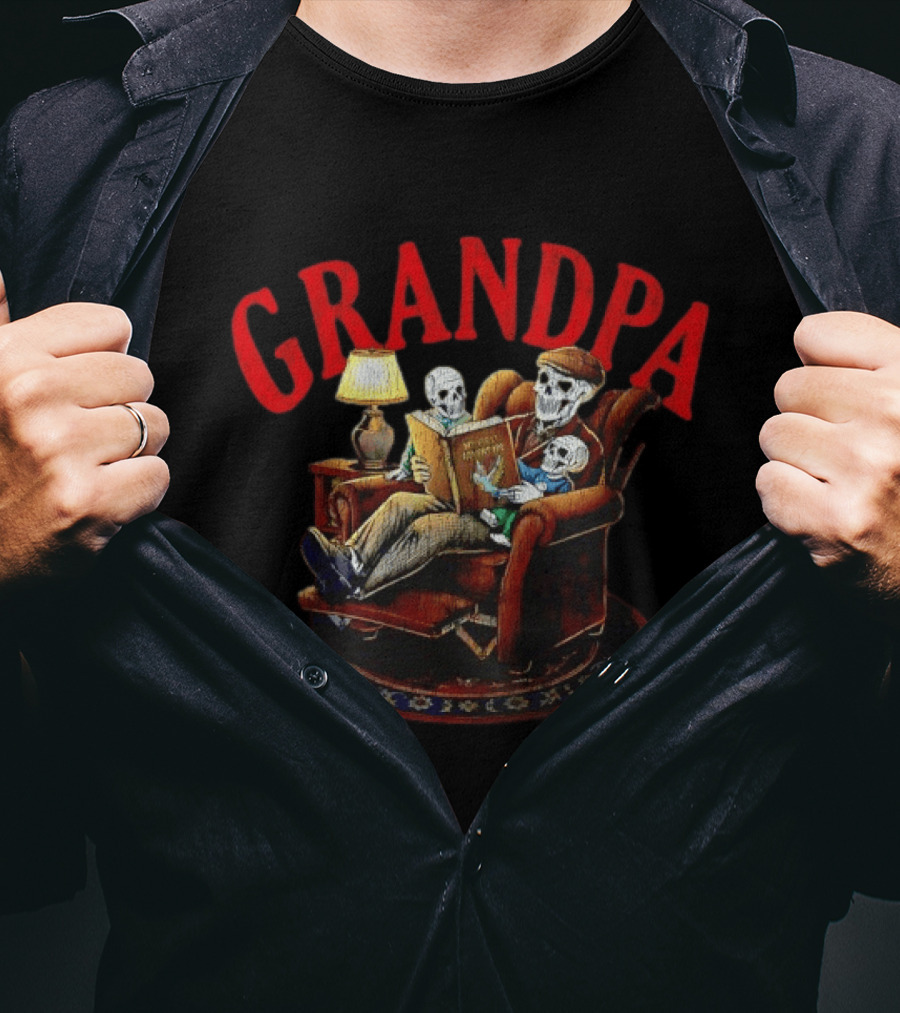 Grandpa Skeleton Reading Adventure With Kids T-Shirt