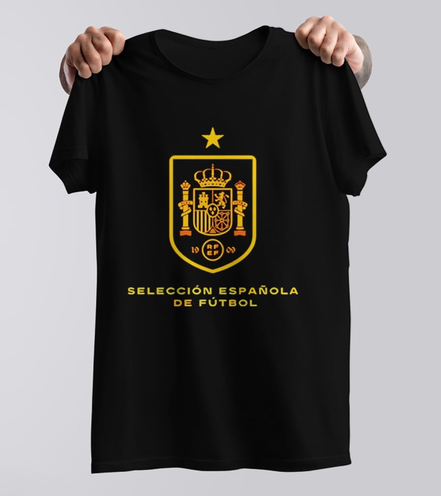 Selección Española De Fútbol Escudo Oficial Con Estrella De Campeones De Fútbol T-Shirt