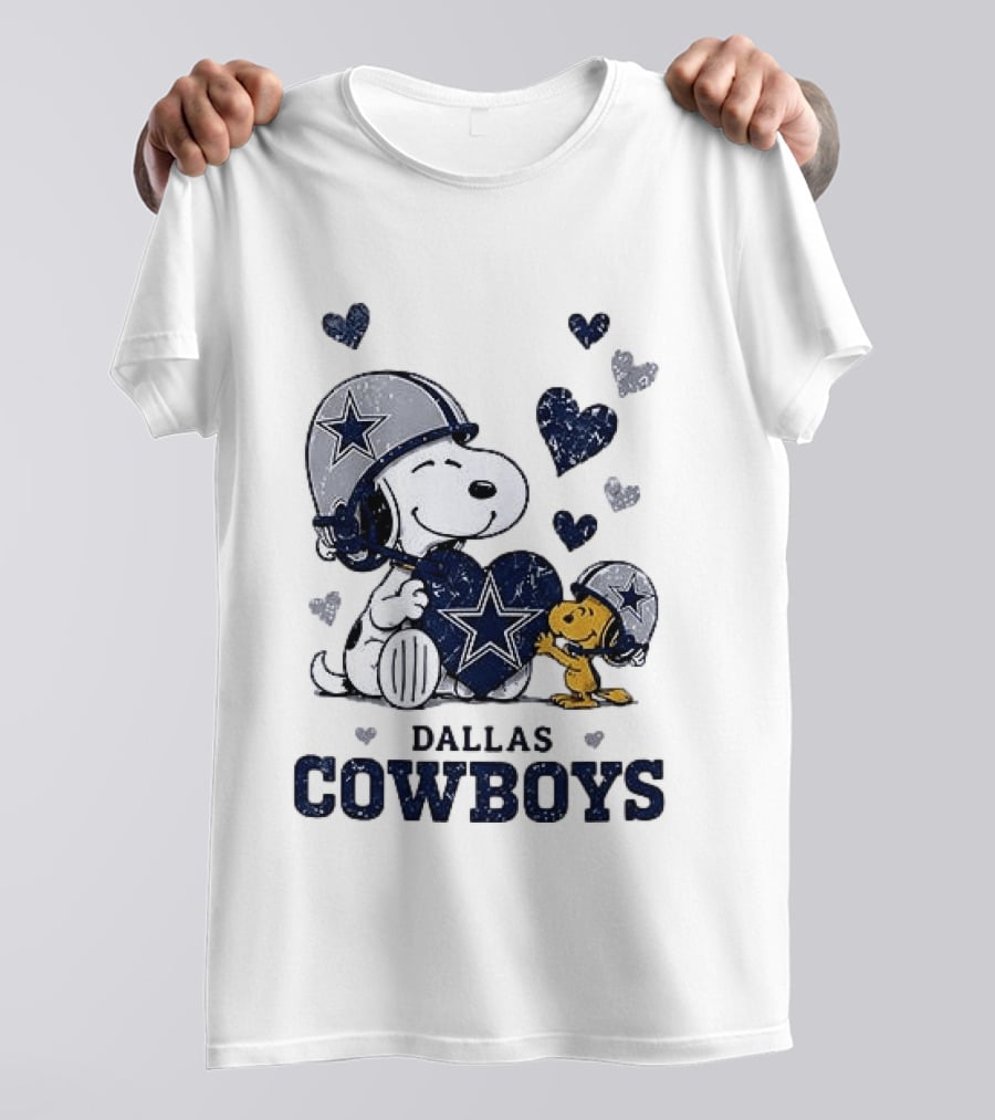 Dallas Cowboys Peanuts Snoopy Woodstock Love Hearts T-Shirt