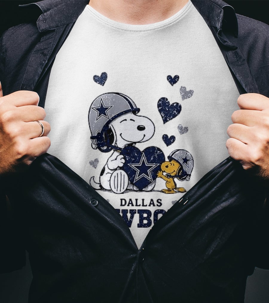 Dallas Cowboys Peanuts Snoopy Woodstock Love Hearts T-Shirt