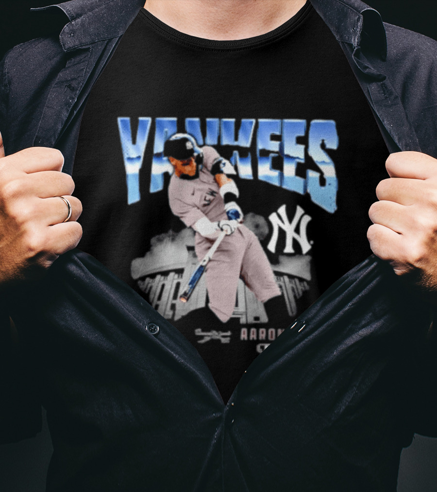 Aaron Judge Yankees New York MLB Player Yankees Stadium Scene T-Shirt