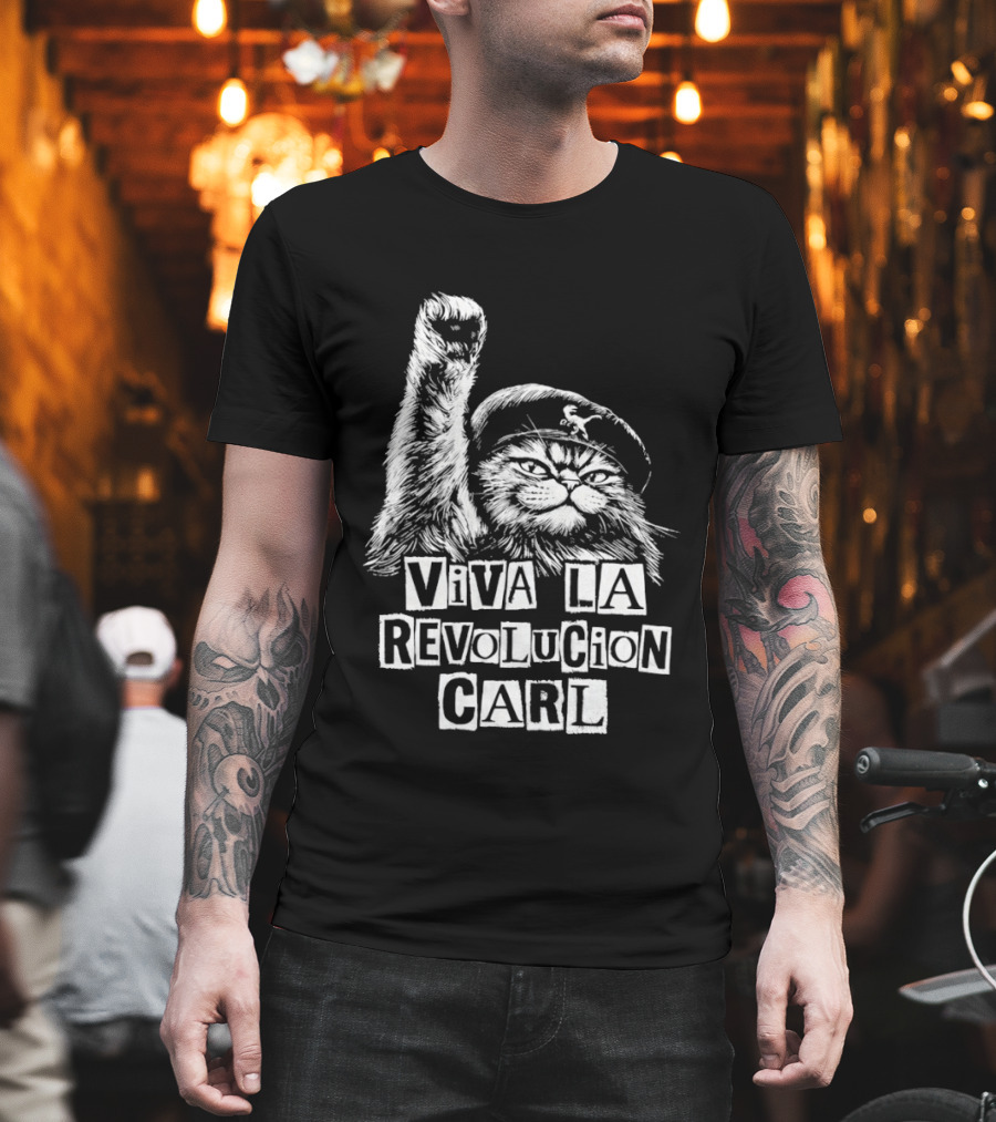 Viva La Revolucion Carl Cat Dungeon Crawler Carl T-Shirt