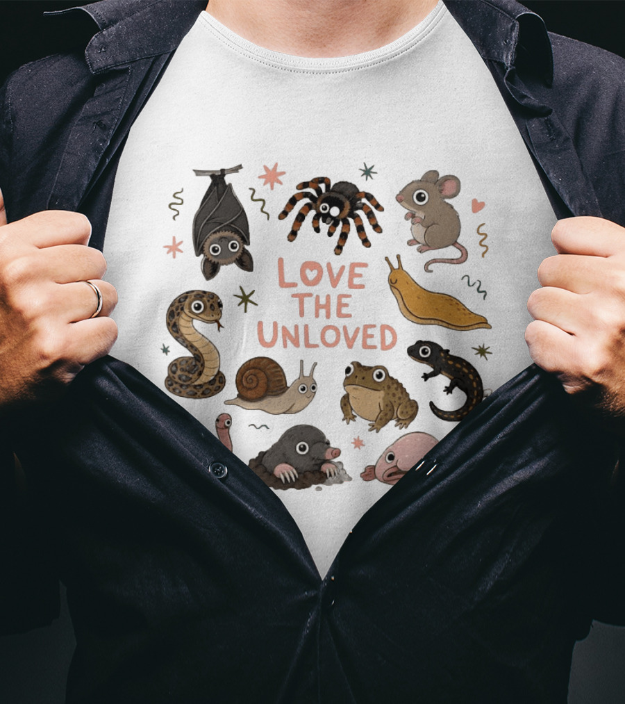 Love The Unloved Weird Animals Bat Spider Mouse Snake Snail Frog Blobfish Worm Salamander Slug T-Shirt