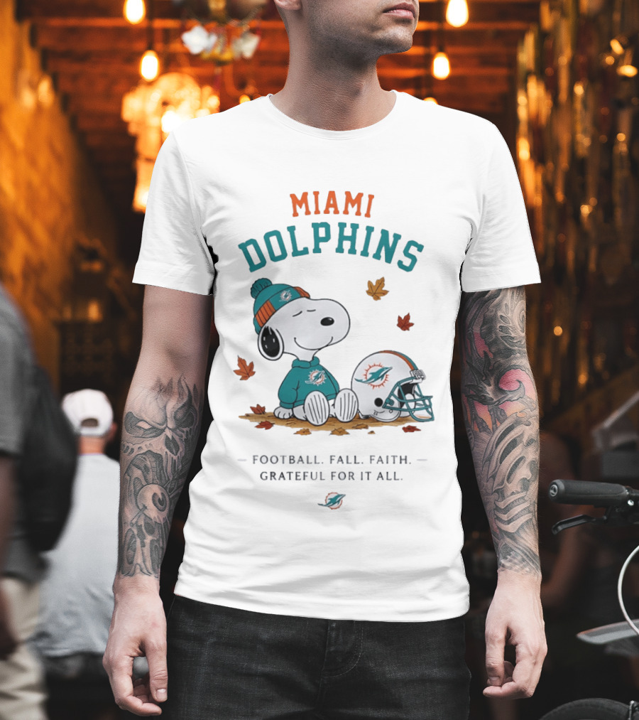 Miami Dolphins Snoopy Football Fall Faith Grateful For It All Peanuts NFL Helmet Team Fan T-Shirt