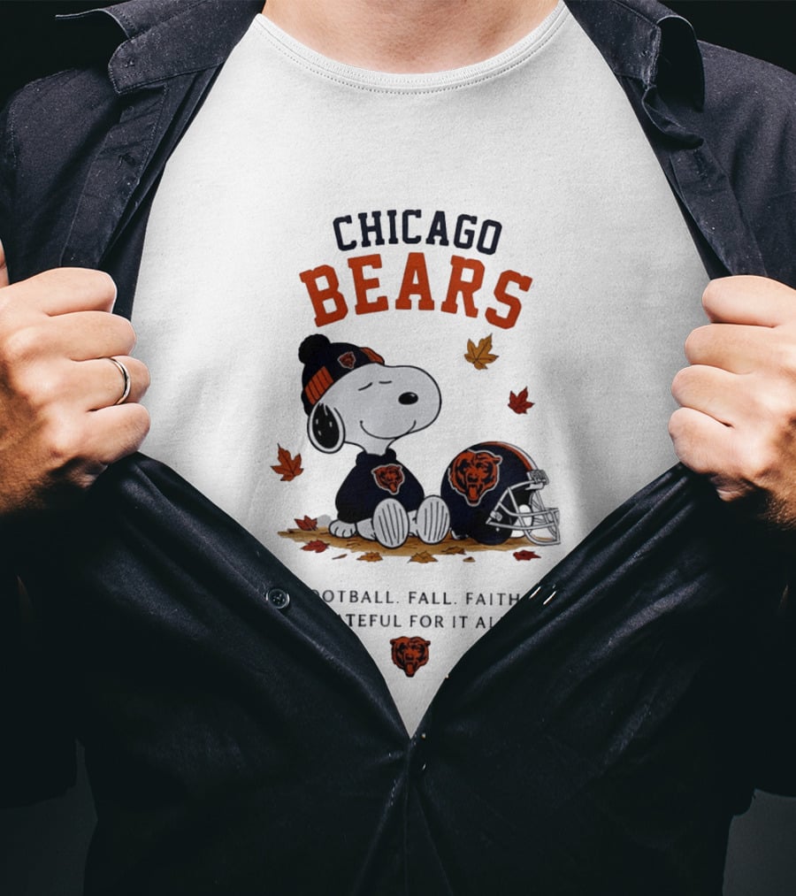 Chicago Bears Snoopy Grateful Football Fall Faith T-Shirt