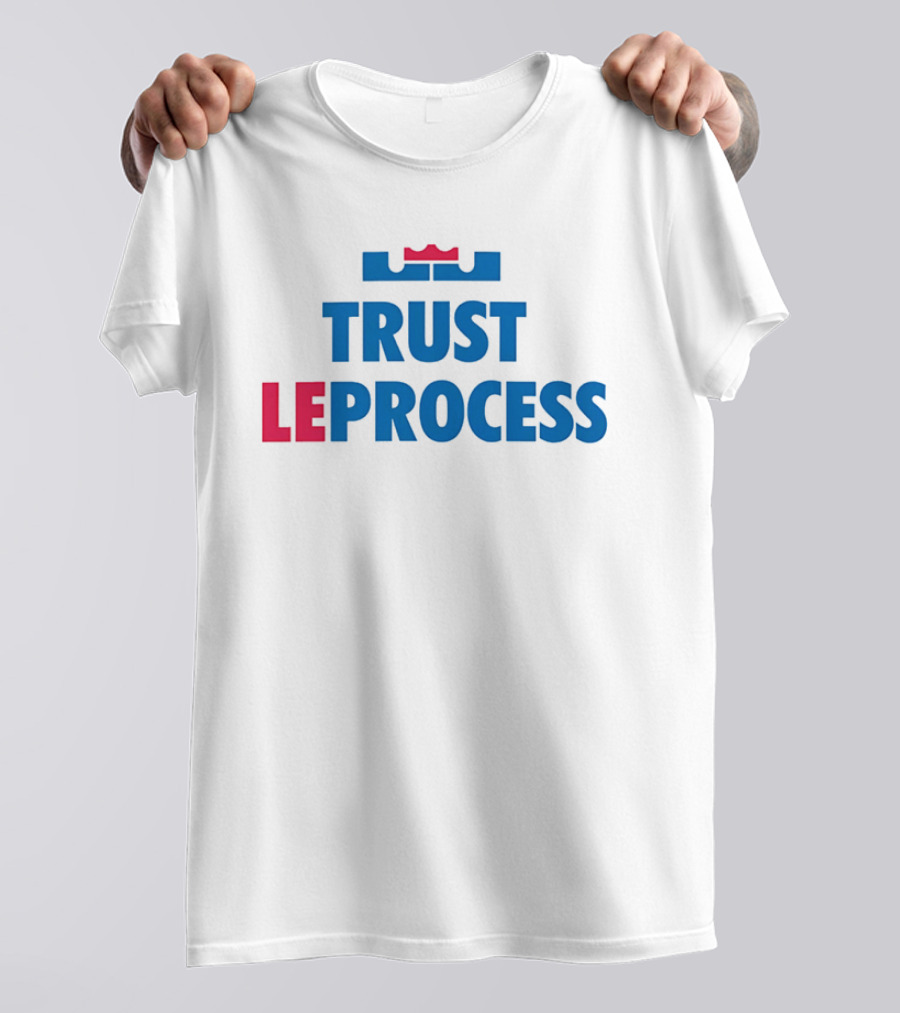 Trust Le Process Basketball Crown Symbol Blue Red T-Shirt