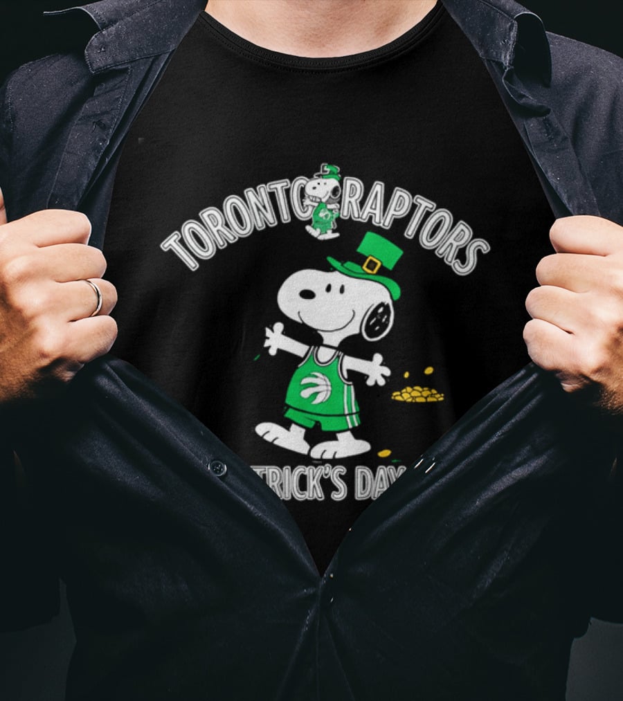 Toronto Raptors Snoopy St Patrick's Day 2026 Basketball Clover T-Shirt