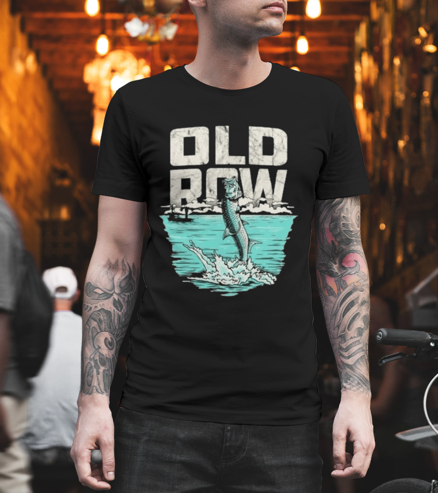 Old Row Tarpon Jumping Fishing Scene T-Shirt