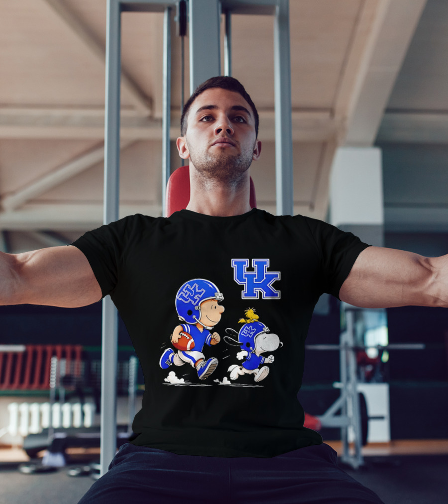 Peanuts Charlie Brown Snoopy University Of Kentucky Football Running UK T-Shirt
