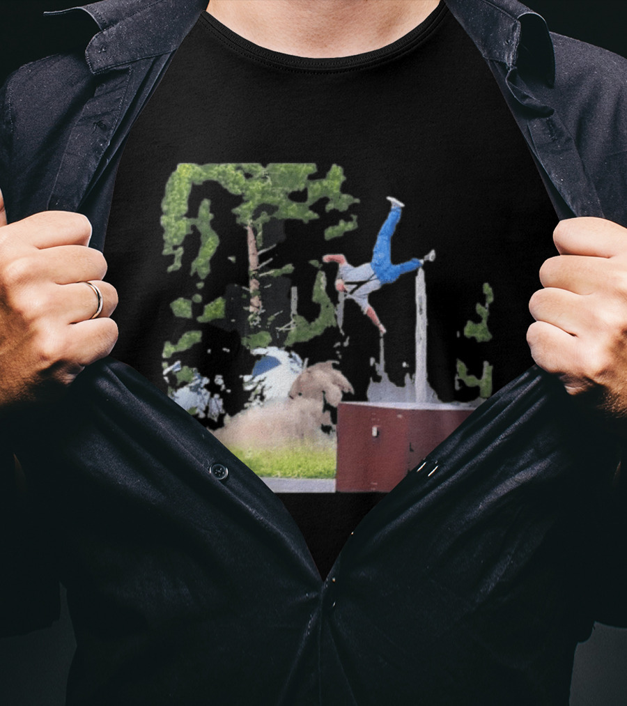 Yellowstone National Park Bison Encounter Scenic Humor Parental Advisory T-Shirt