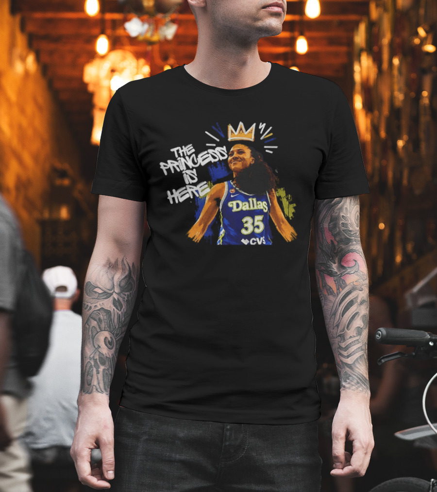 Azzi Fudd Dallas Wings The Princess Is Here Basketball Player 35 T-Shirt