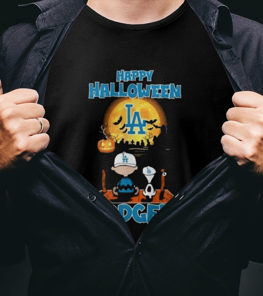 Happy Halloween Los Angeles Dodgers Peanuts Snoopy Charlie Brown T-Shirt