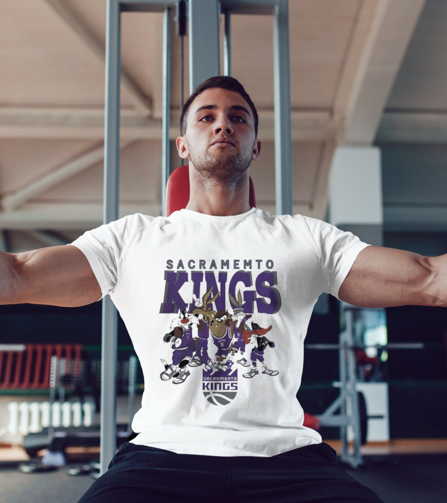 Sacramento Kings Looney Tunes Characters NBA Basketball Team T-Shirt
