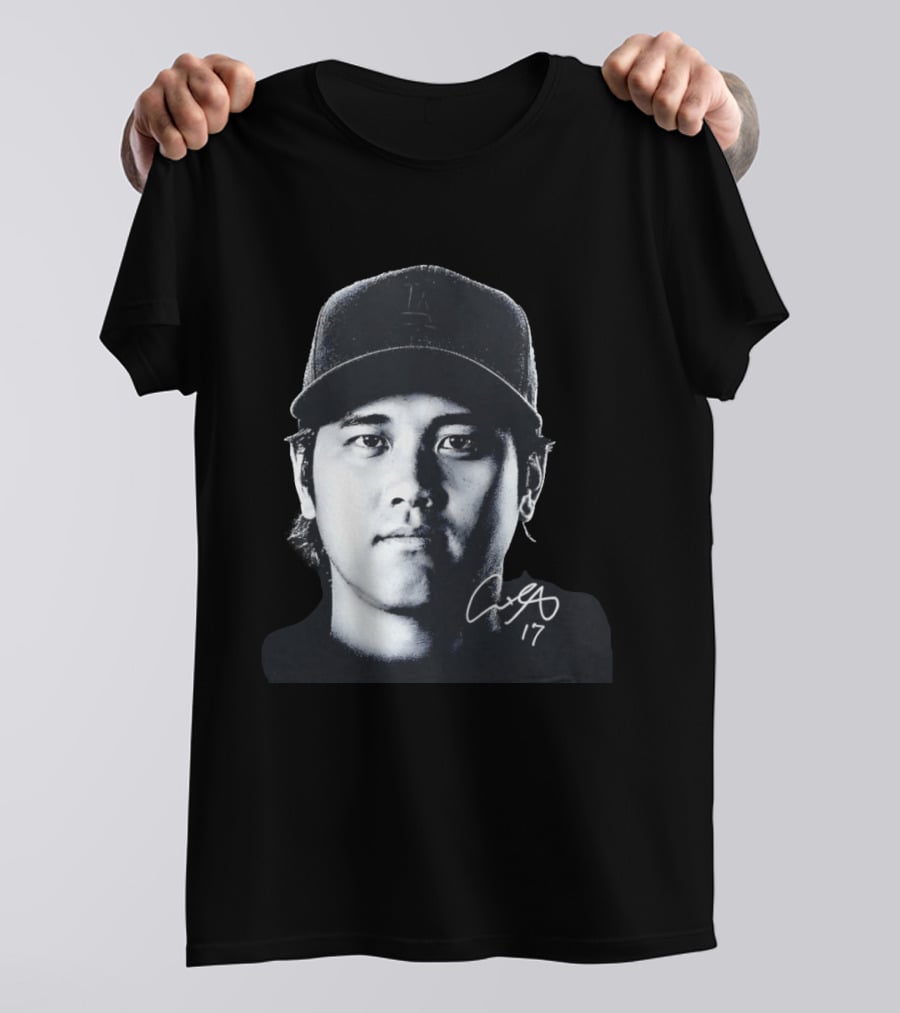 Shohei Ohtani LA Dodgers Cap Signature 17 T-Shirt