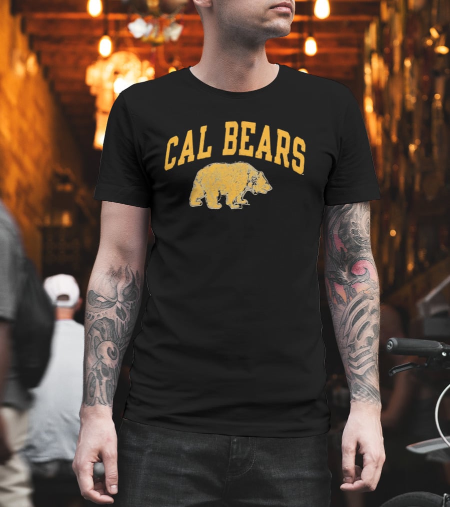 Cal Bears NCAA Distressed Grizzly Bear Profile T-Shirt
