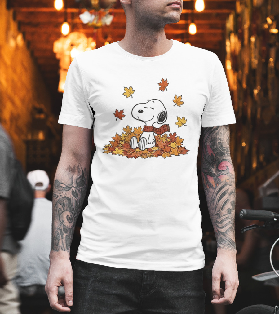 Snoopy Peanuts Autumn Leaves Fall Sitting Relaxing Scarf T-Shirt