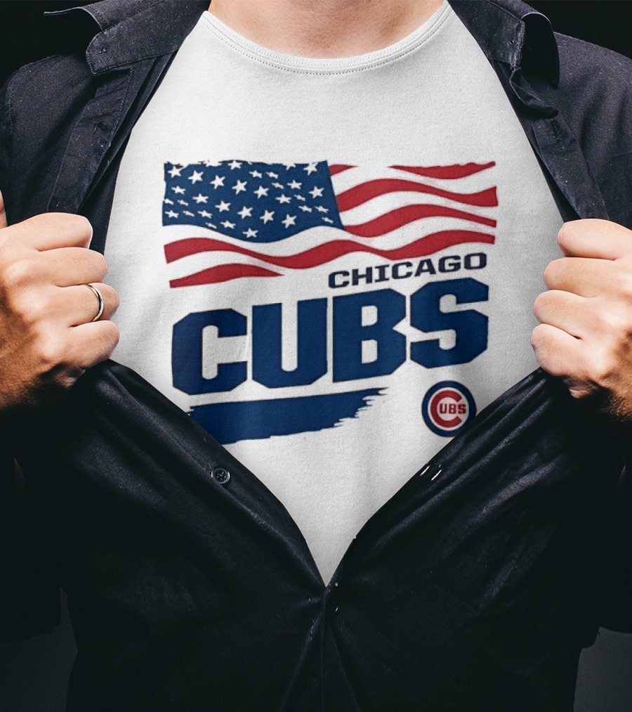 Chicago Cubs American Flag Waving Paint Brush Stroke MLB Cubs T-Shirt