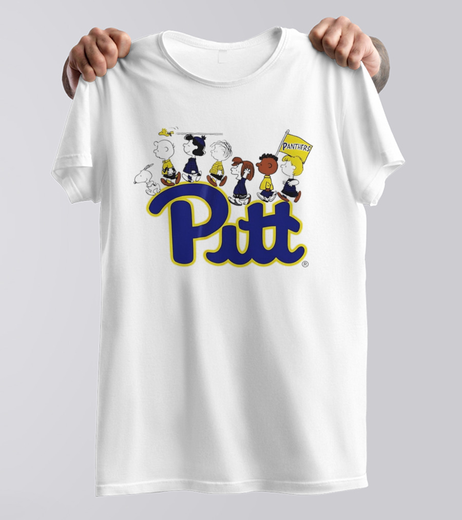Pittsburgh Panthers Peanuts Characters With Pitt Flag T-Shirt