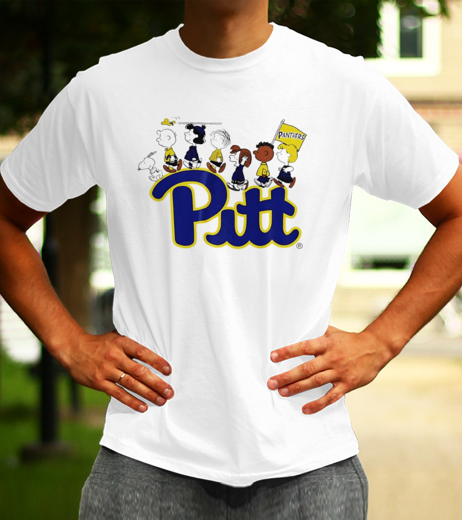 Pittsburgh Panthers Peanuts Characters With Pitt Flag T-Shirt