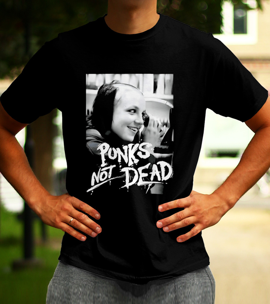 Punks Not Dead Britney Spears Iconic Shaved Look T-Shirt
