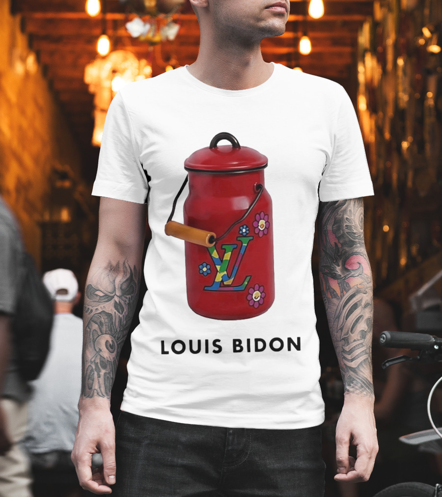 Louis Bidon Milk Jug Red Enamel Rainbow Monogram Flowers T-Shirt