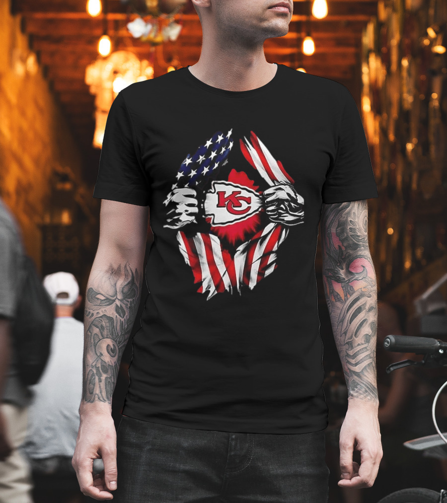 Kansas City Chiefs Superman American Flag Ripped T-Shirt