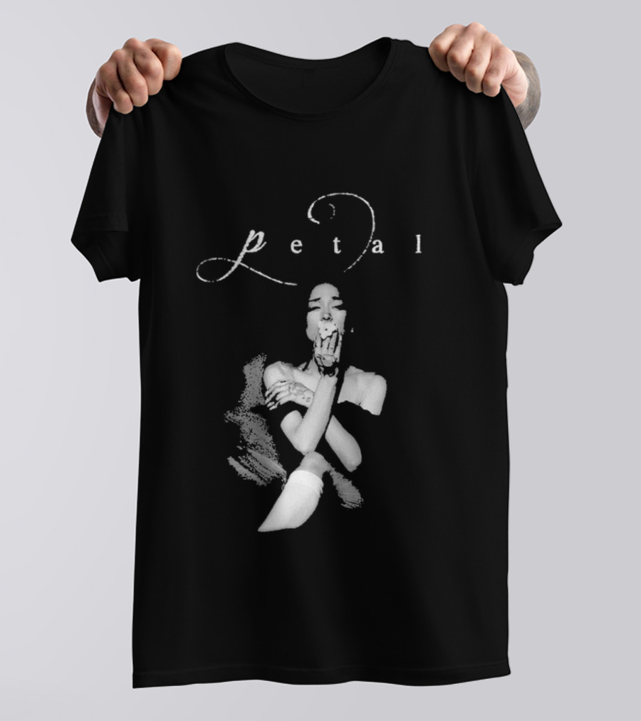 Petal Script Ariana Grande T-Shirt