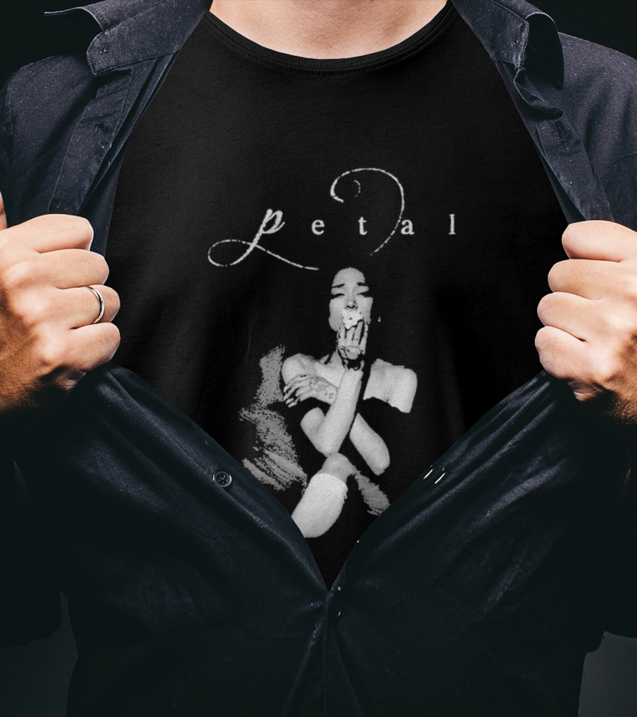 Petal Script Ariana Grande T-Shirt