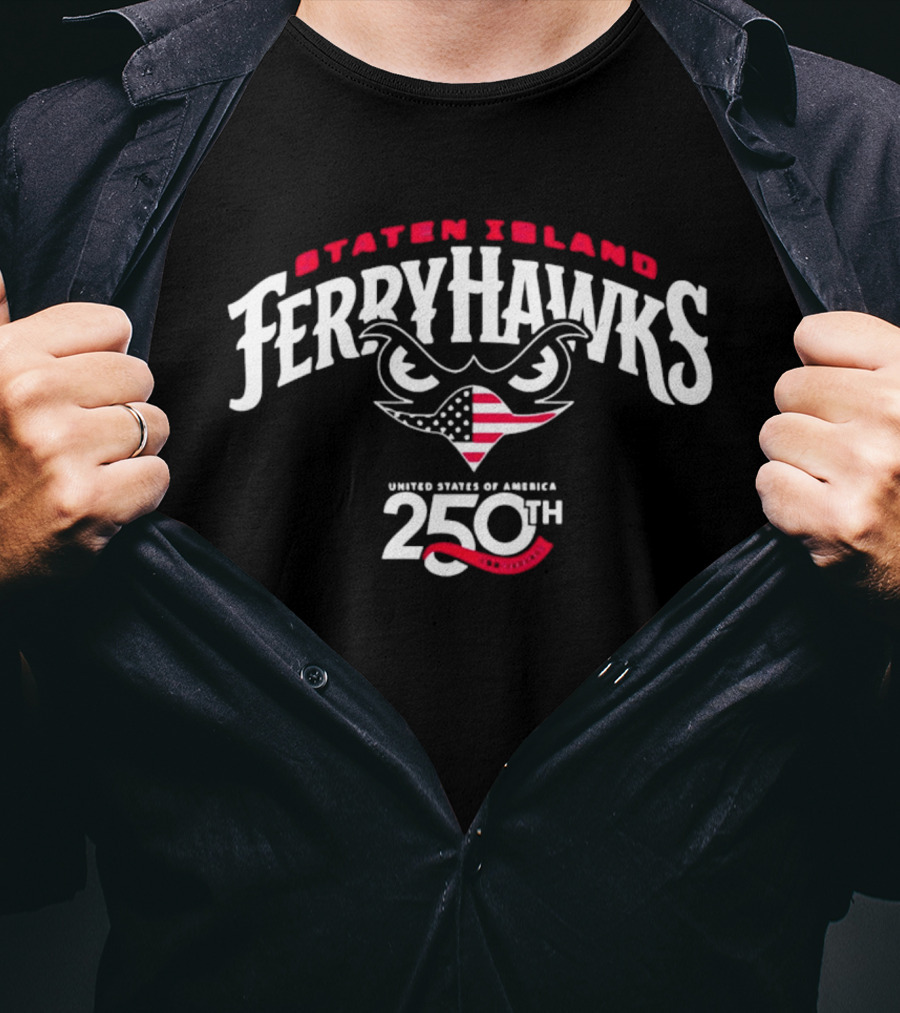 Staten Island FerryHawks United States Of America 250th Anniversary Hawk Head American Flag T-Shirt