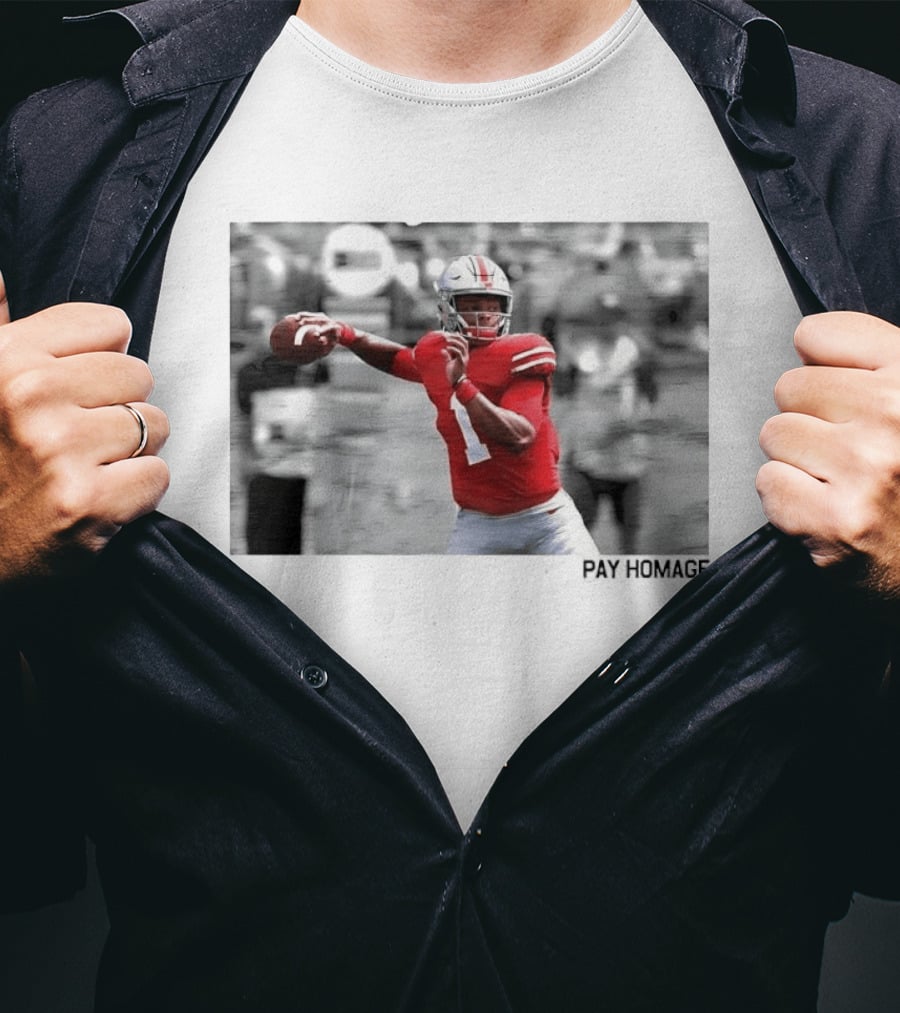 Ohio State Buckeyes NCAA Pay Homage Quarterback Throwing Football Selective Color Photo T-Shirt