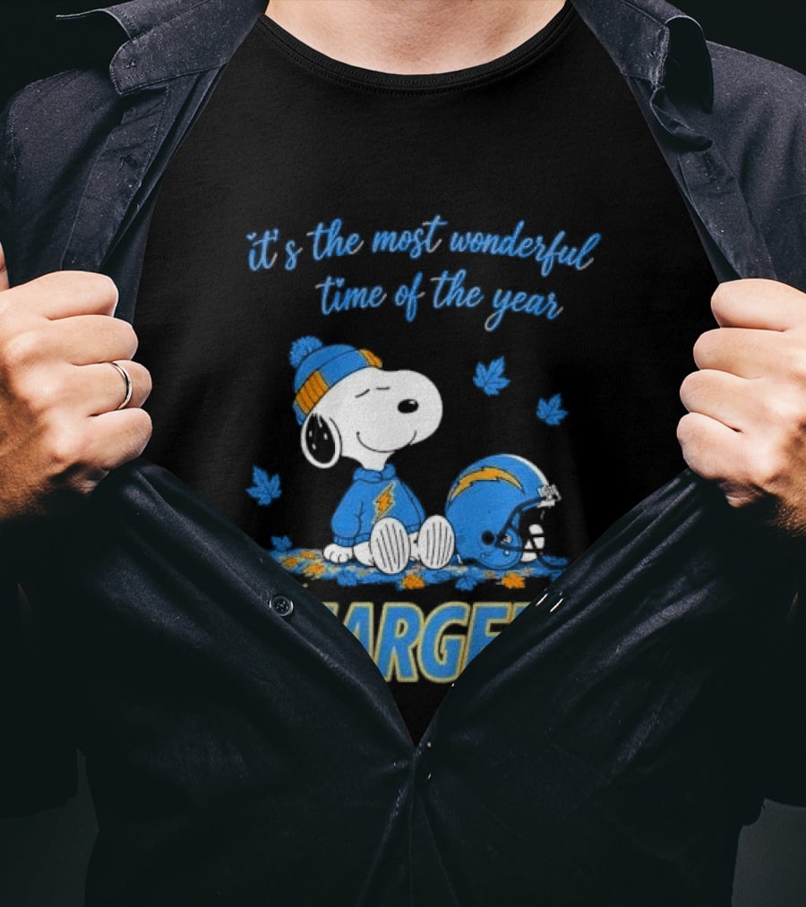 It's The Most Wonderful Time Of The Year Los Angeles Chargers Snoopy Sitting Helmet Falling Leaves T-Shirt