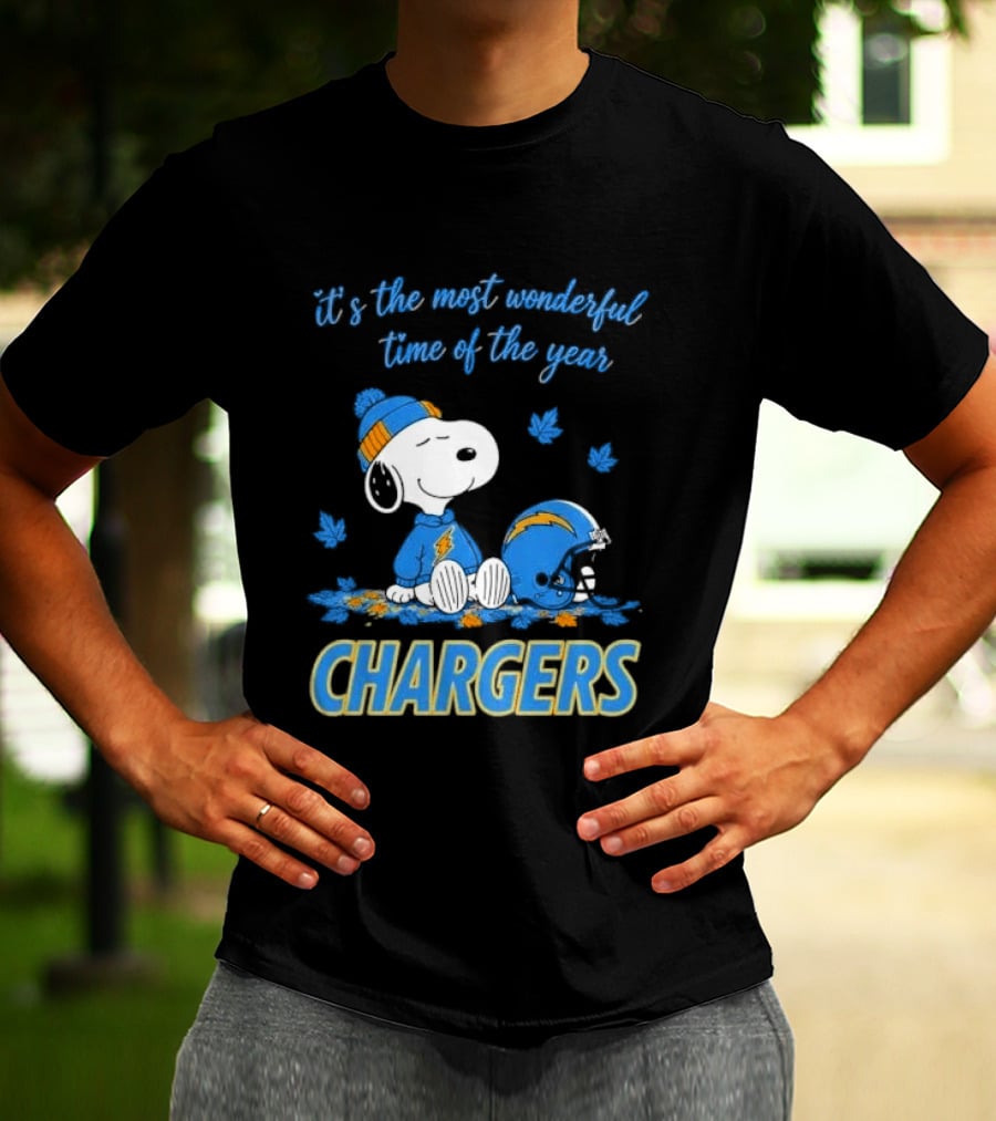 It's The Most Wonderful Time Of The Year Los Angeles Chargers Snoopy Sitting Helmet Falling Leaves T-Shirt