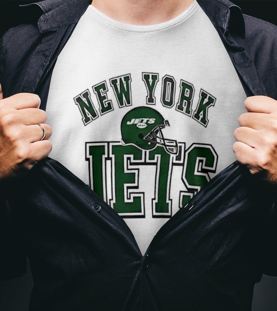 New York Jets Everyone Es Women's Sports Football Helmet T-Shirt