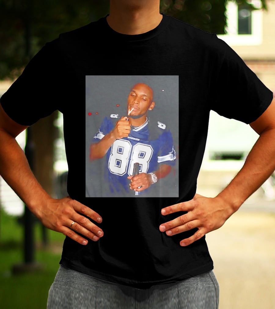 CeeDee Lamb Dallas Cowboys 88 Jersey Holding Beer Smoking T-Shirt