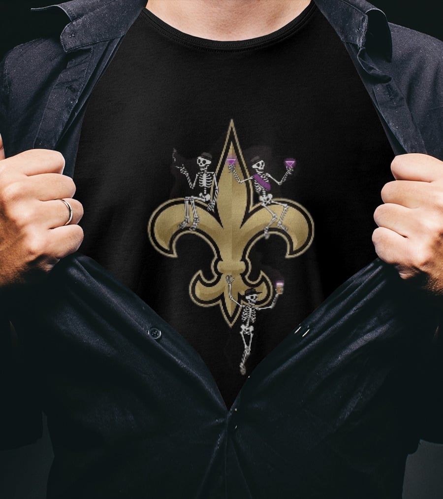 New Orleans Saints Fleur De Lis Skeletons Drinking Smoking T-Shirt