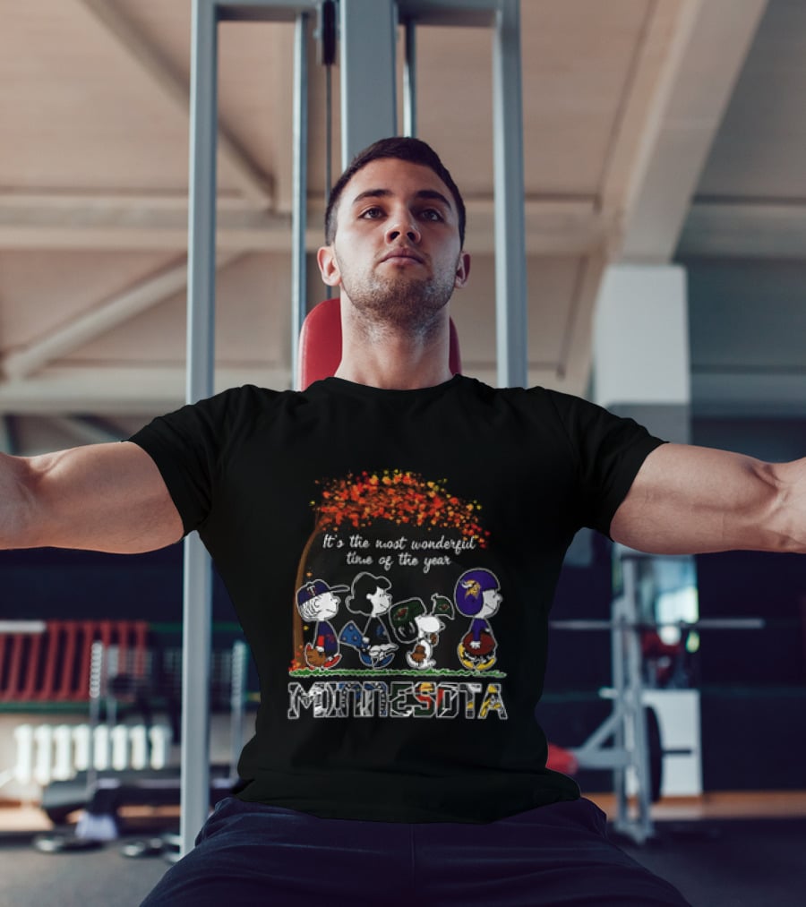 It's The Most Wonderful Time Of The Year Peanuts Minnesota Football Fans T-Shirt