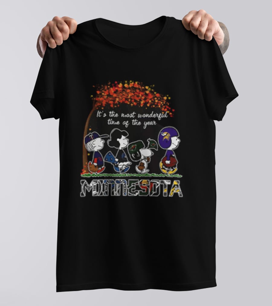 It's The Most Wonderful Time Of The Year Peanuts Minnesota Football Fans T-Shirt