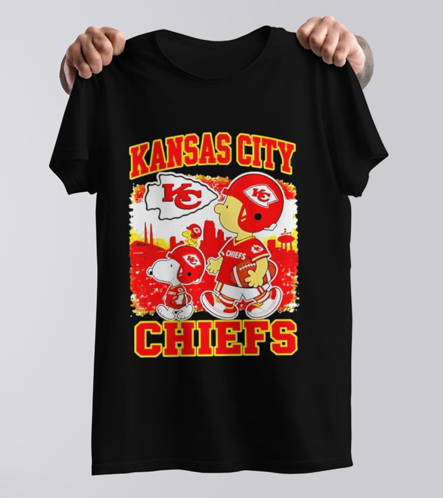 Kansas City Chiefs Snoopy Woodstock Skyline Football 2026 T-Shirt